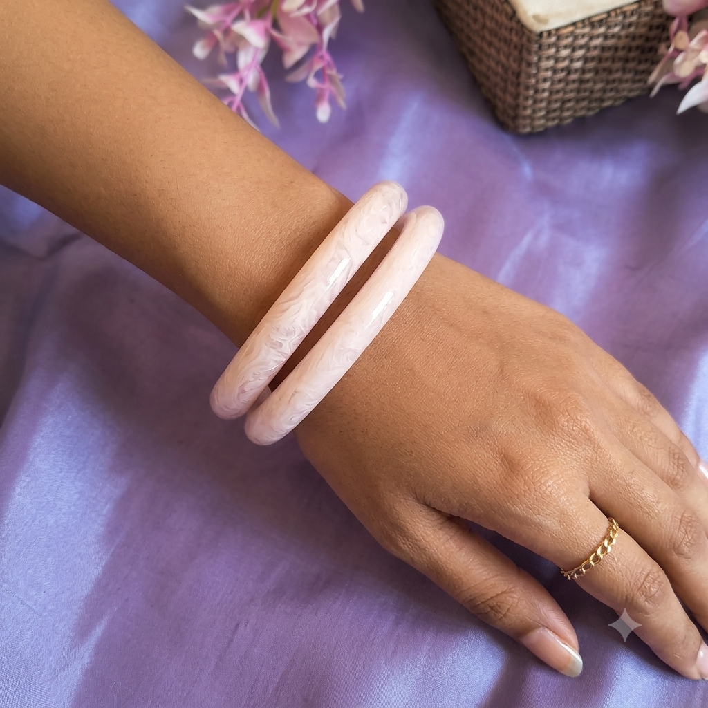Meher Resin Bangle Set – Handcrafted Marbleized White Bangles for Modern Style | Chunky Set of Two Bangles