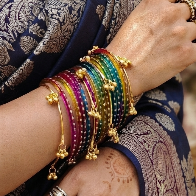 Aabshar Rain Drop Glas Bangles & Ghungroo Kashmere Bangles | Set of 12 Glass & 4 Kashmiri Bangles
