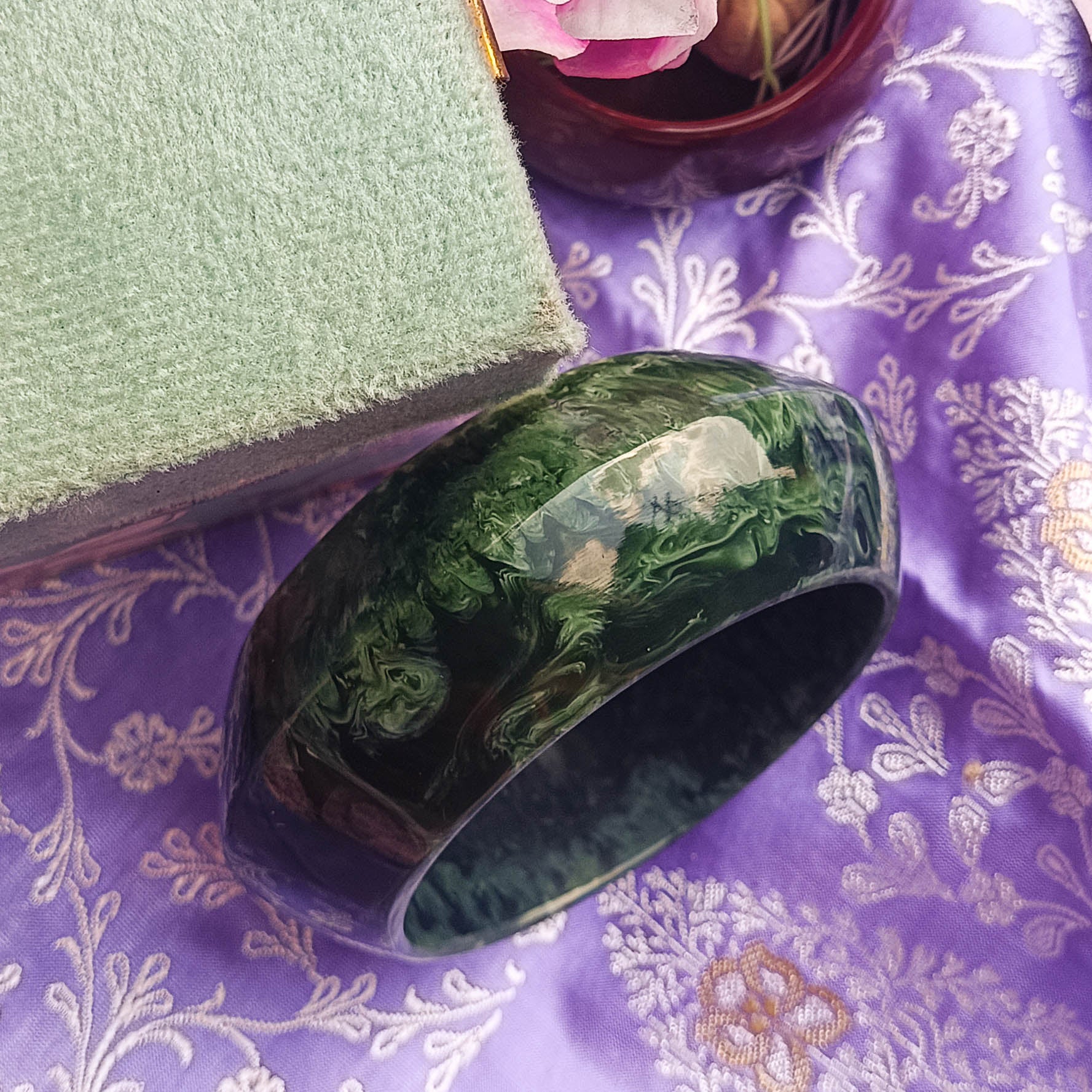 Gulzar Dark Green Handcrafted Resin Bangle wot Marbelled Pattern | Lightweight Resin Kada for Girls & Women