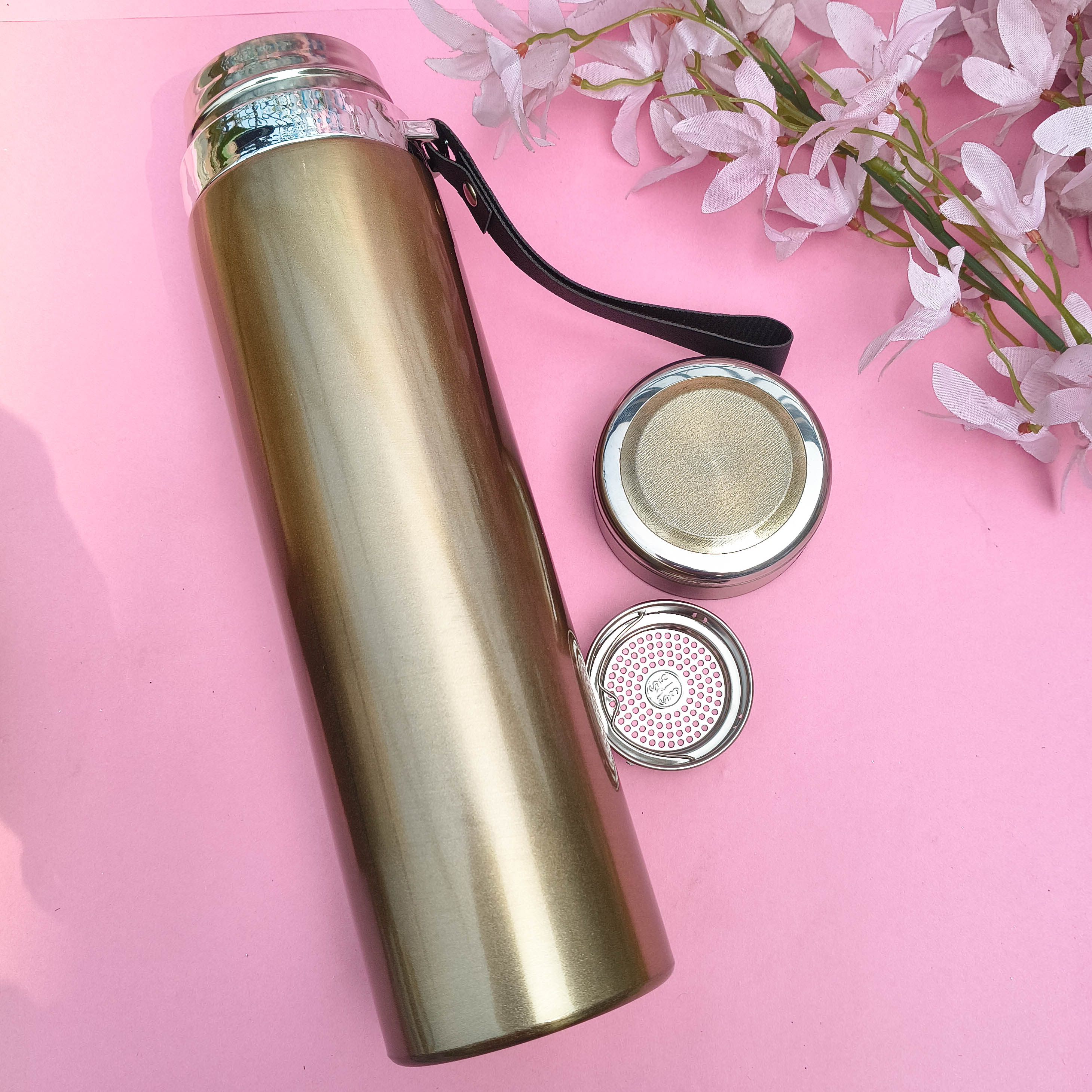 Mettalic Thermosteel Vaccum Bottle