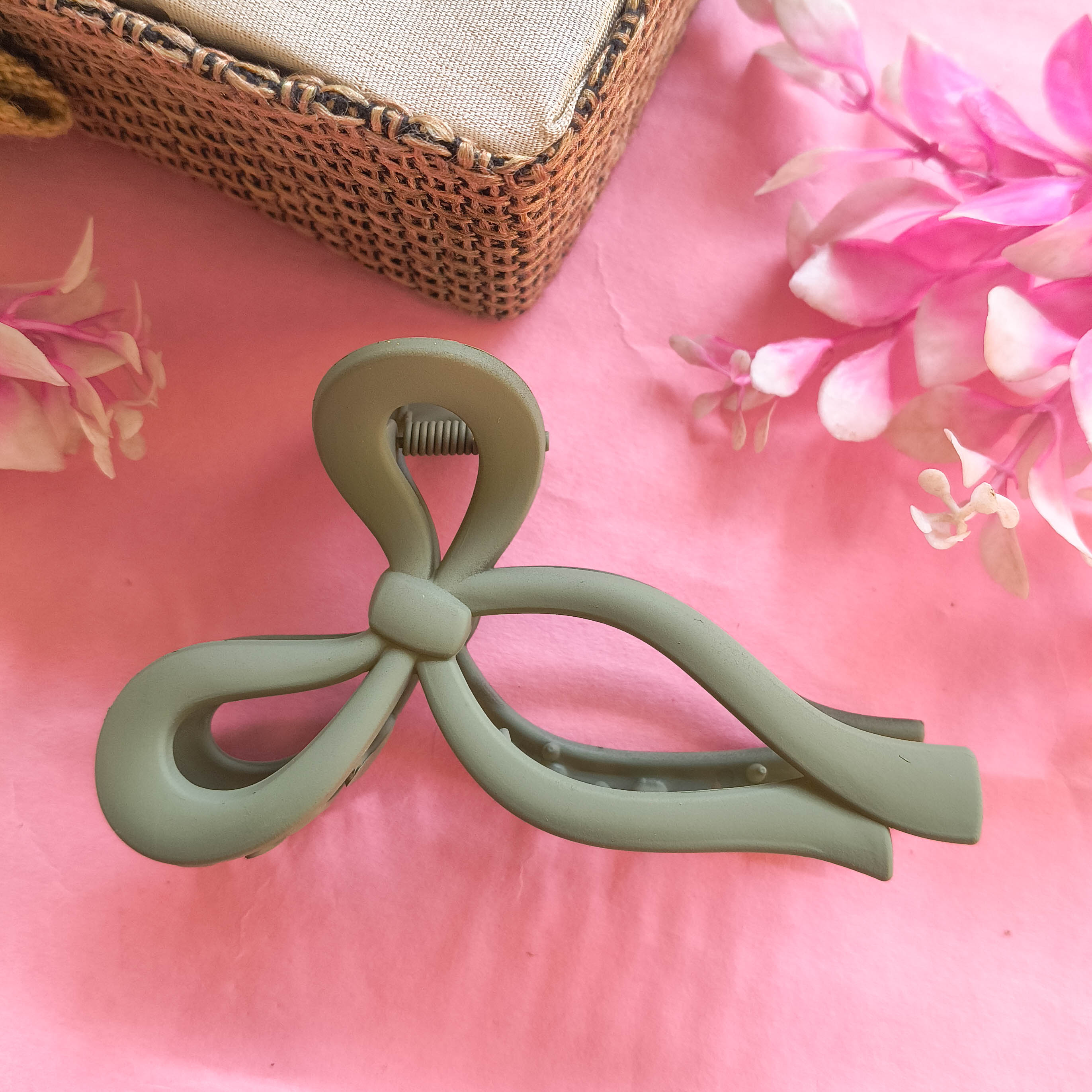 Big Bow Pinteresty Hair Claw Clip