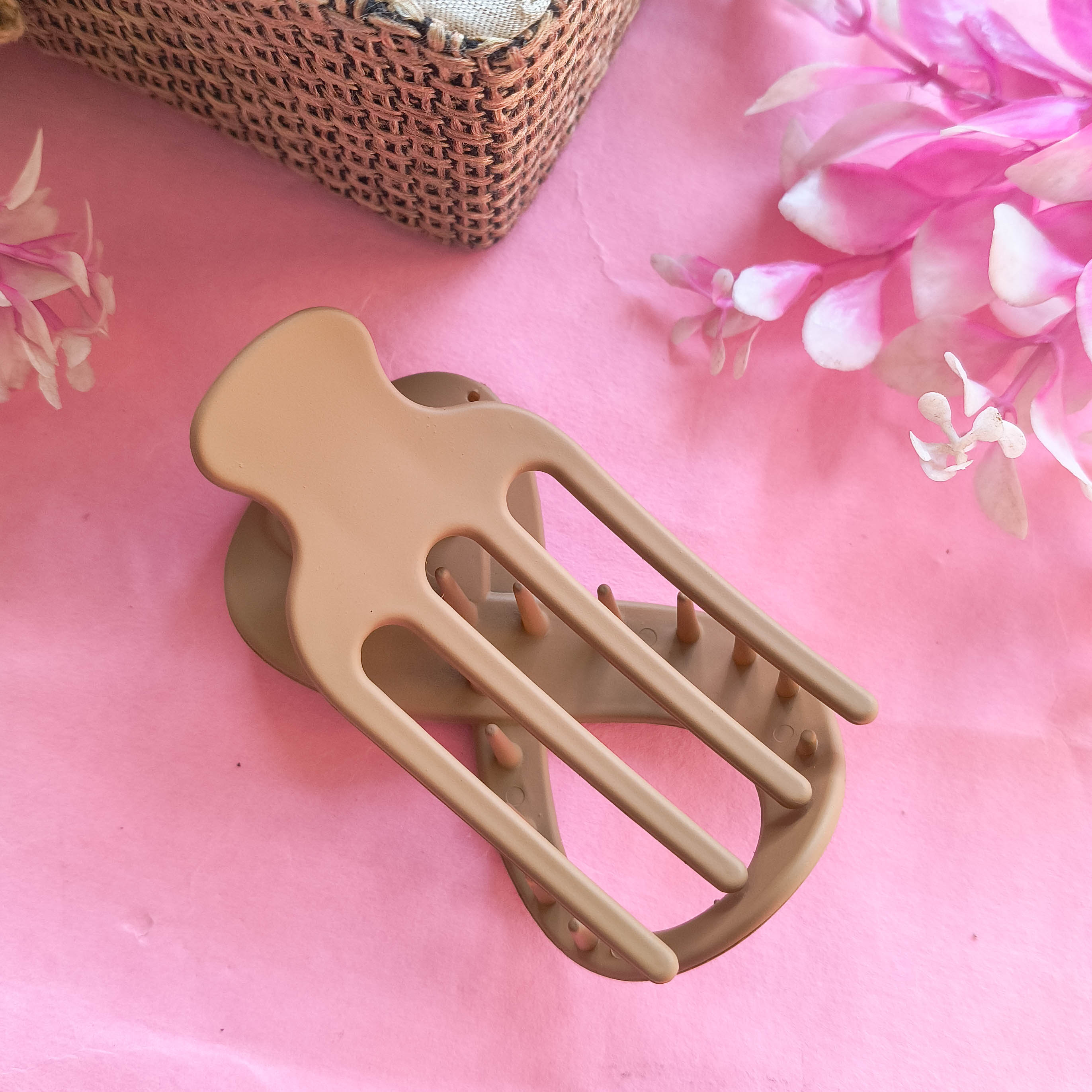 Infinity Shape Criss Cross Hair Claw Clips for Girls