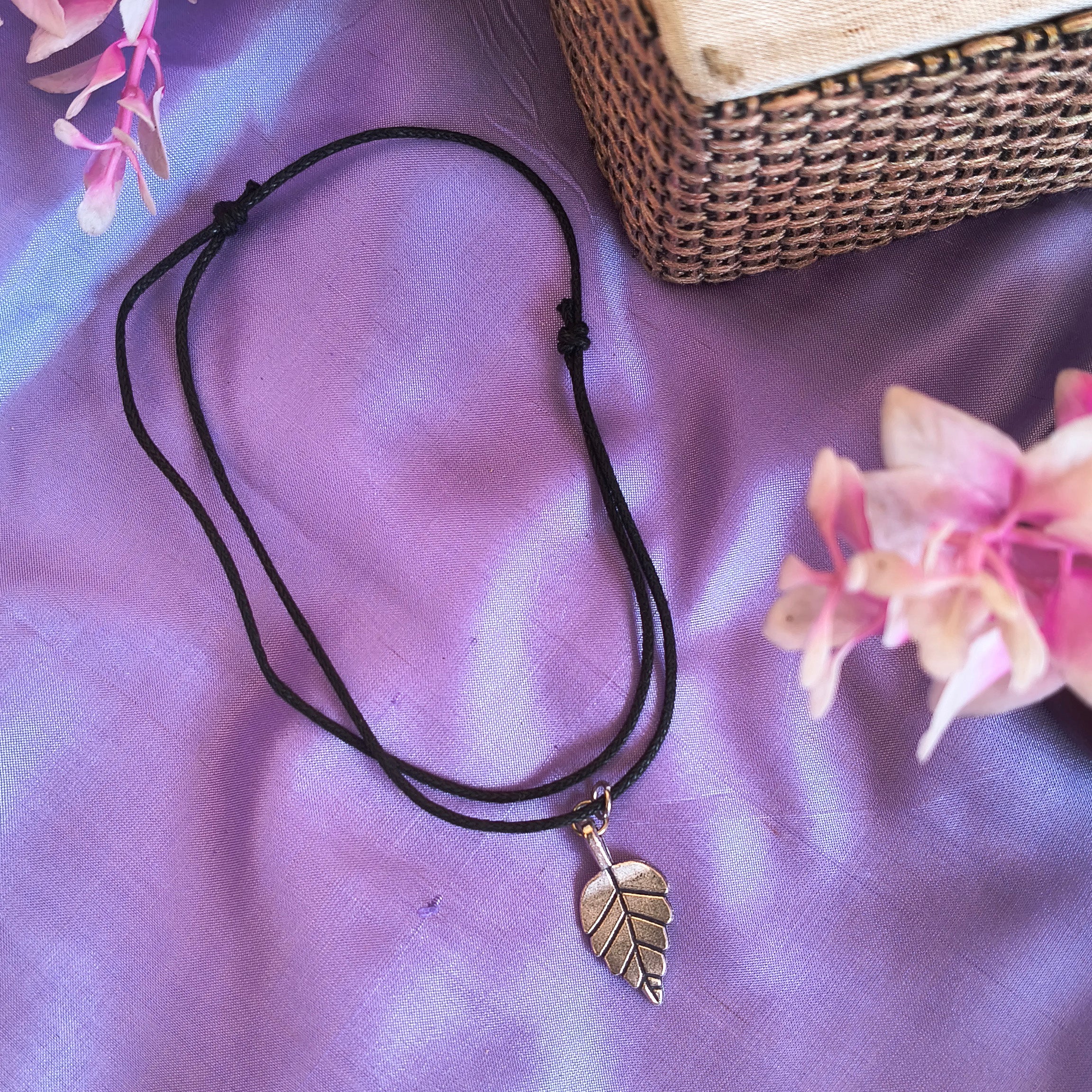 Paridhi Adjustable Leaf Charm Anklet